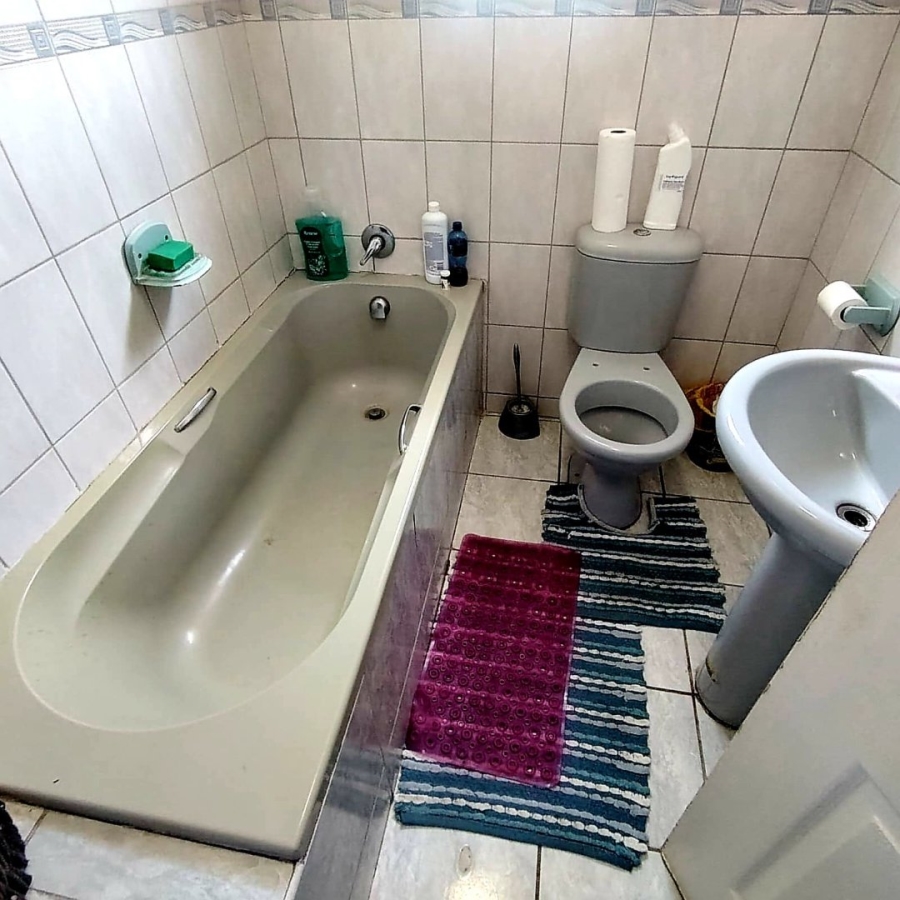 3 Bedroom Property for Sale in Haven Hills Eastern Cape